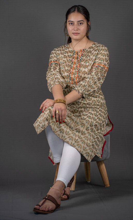 Puff Sleeved Kurta with Embroidery