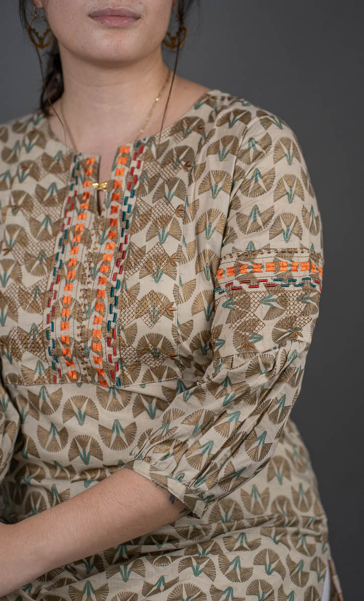 Puff Sleeved Kurta with Embroidery